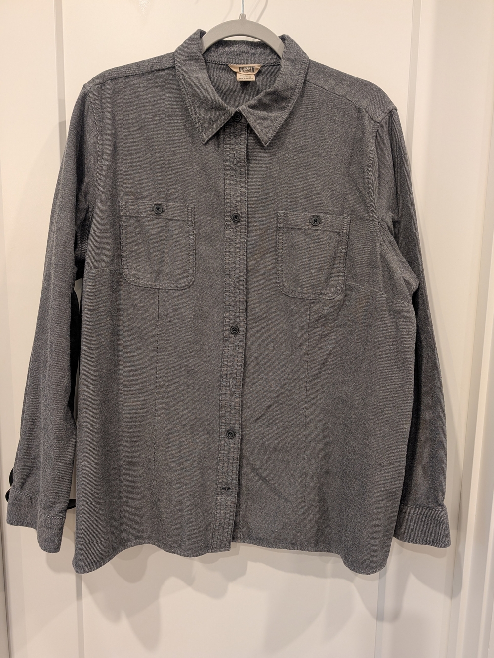 Women's Duluth Trading Co Gray Long-Sleeve Button-Up Utility Shirt